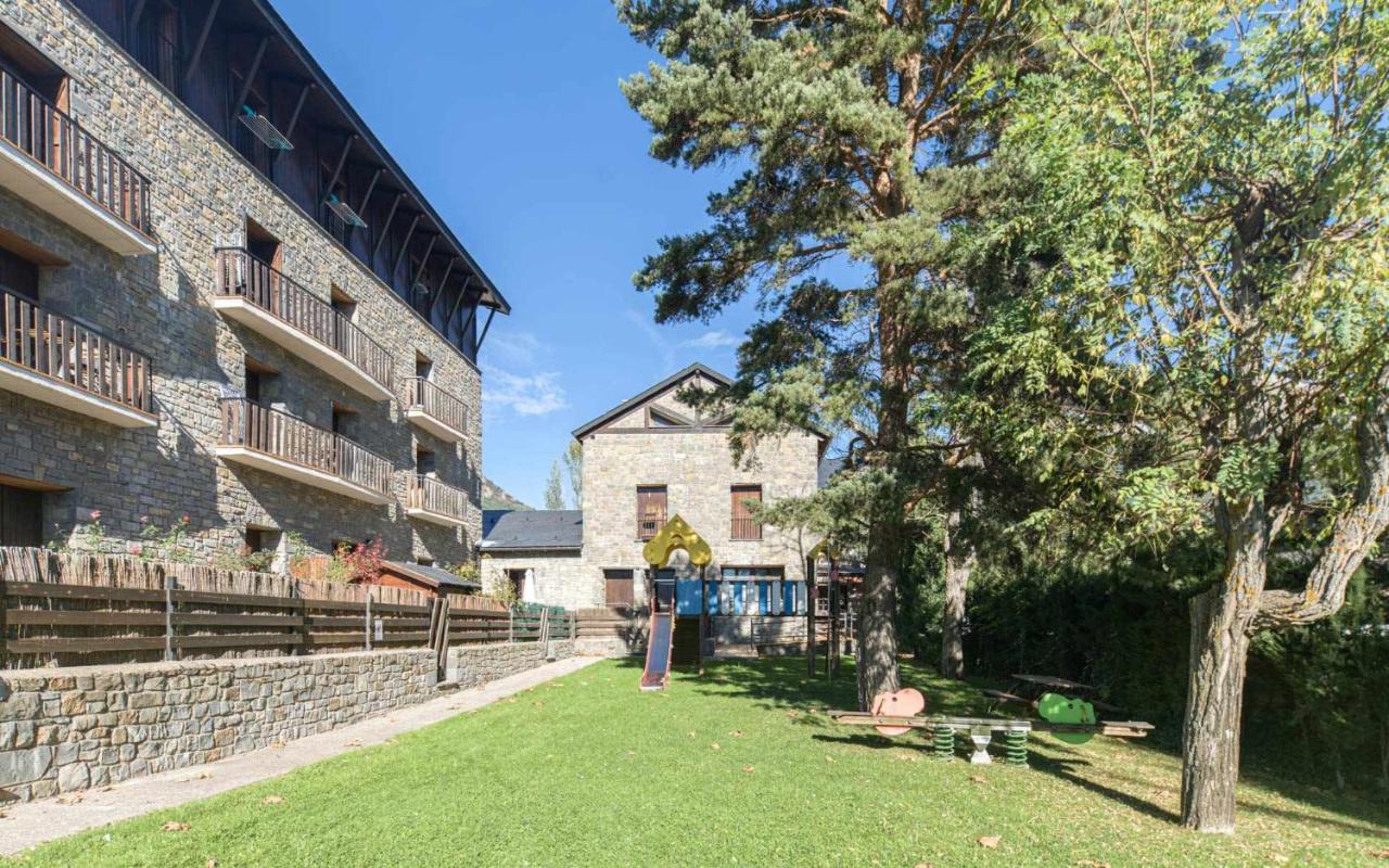 Ferienwohnung La Roca Nevada Con Terraza Villanúa Exterior foto
