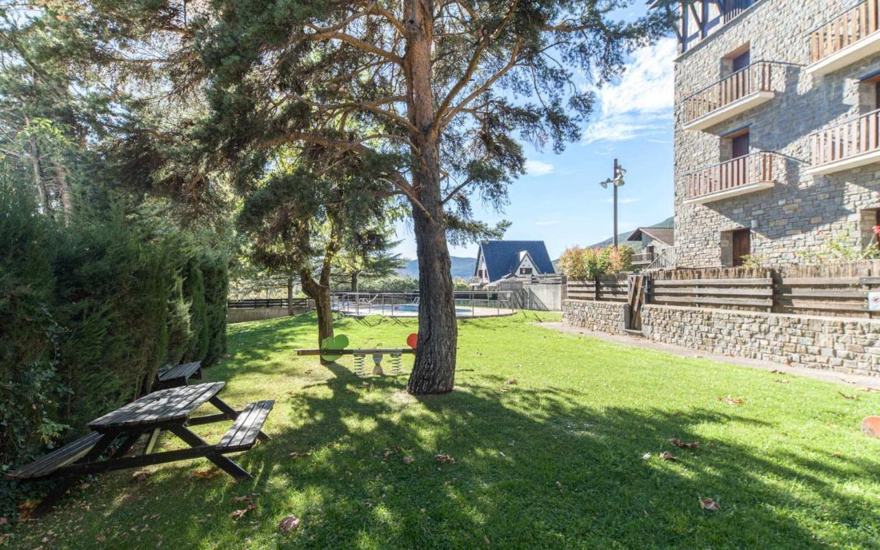 Ferienwohnung La Roca Nevada Con Terraza Villanúa Exterior foto
